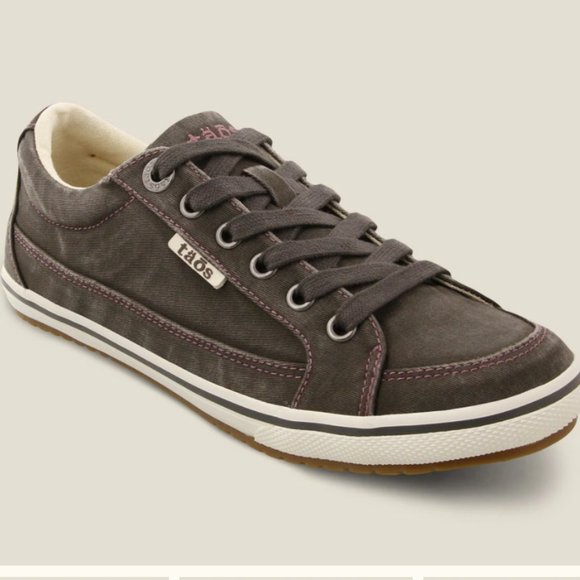 Taos Footwear Shoes - Taos Moc Star Sneaker, Comfort Cushioned Canvas, Graphite Distressed, 9.5